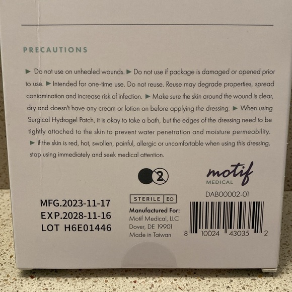 Motif Medical C-Section Dressing System, 4 dressings - Picture 5 of 6